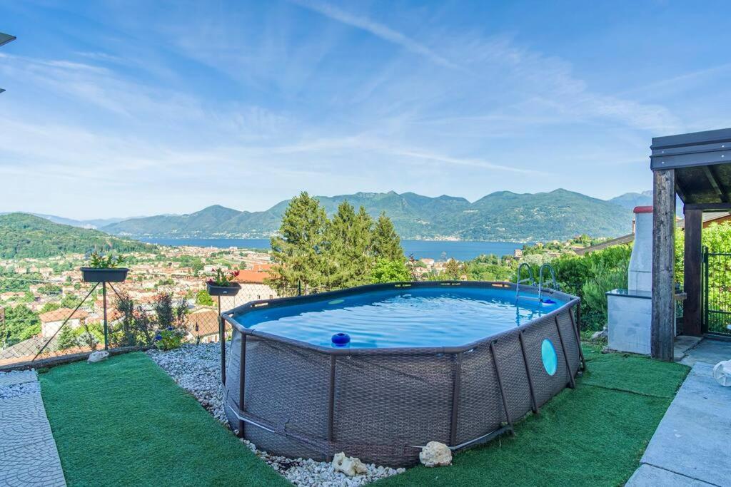 Vicolo Dei Fiori Luino Exterior foto